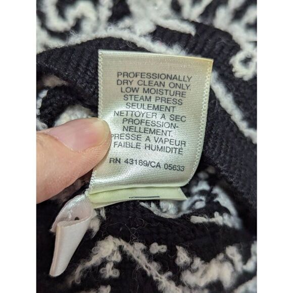 Susan Bristol Women's Black Long-Sleeve Hand Embroidery Beaded Pattern Sweater S - Picture 8 of 8